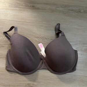 🌸 NWT Victoria Secret PINK lightly lined tshirt bra